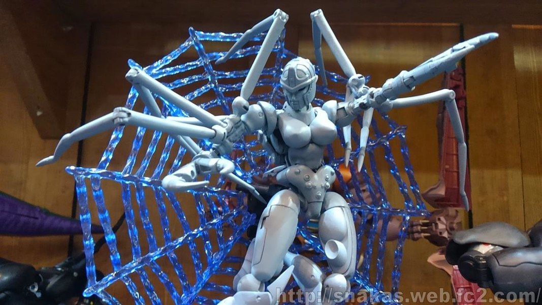 Wonderfest Winter 2019   Masterpiece Display Photos Featuring MP 44 Convoy, MP 45 Bumblebee, And MP 46 Blackarachnia 27 (13 of 13)